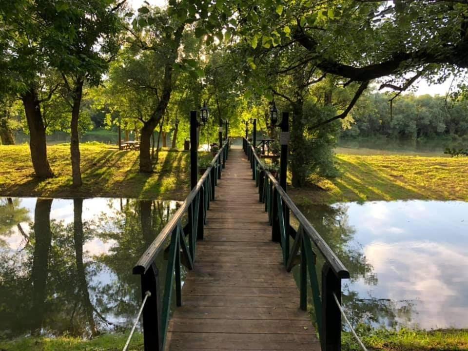 Hébergement de vacances Etno Konaciste-restoran Stara Civija Bosanska Dubica